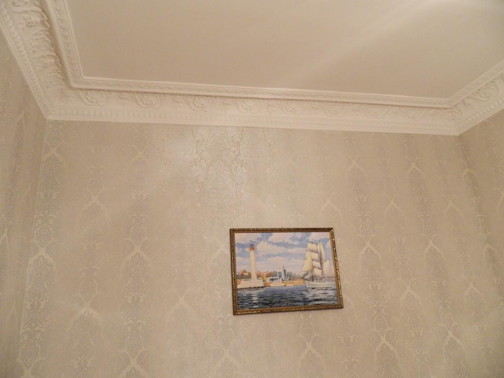 Apartment On Deribasovskaya 18 Odessa Exterior foto